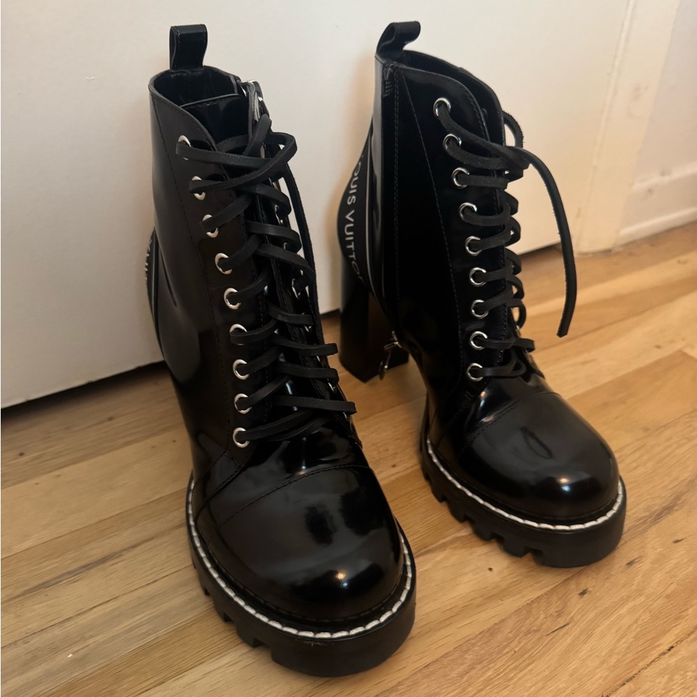Star Trail LV Boots